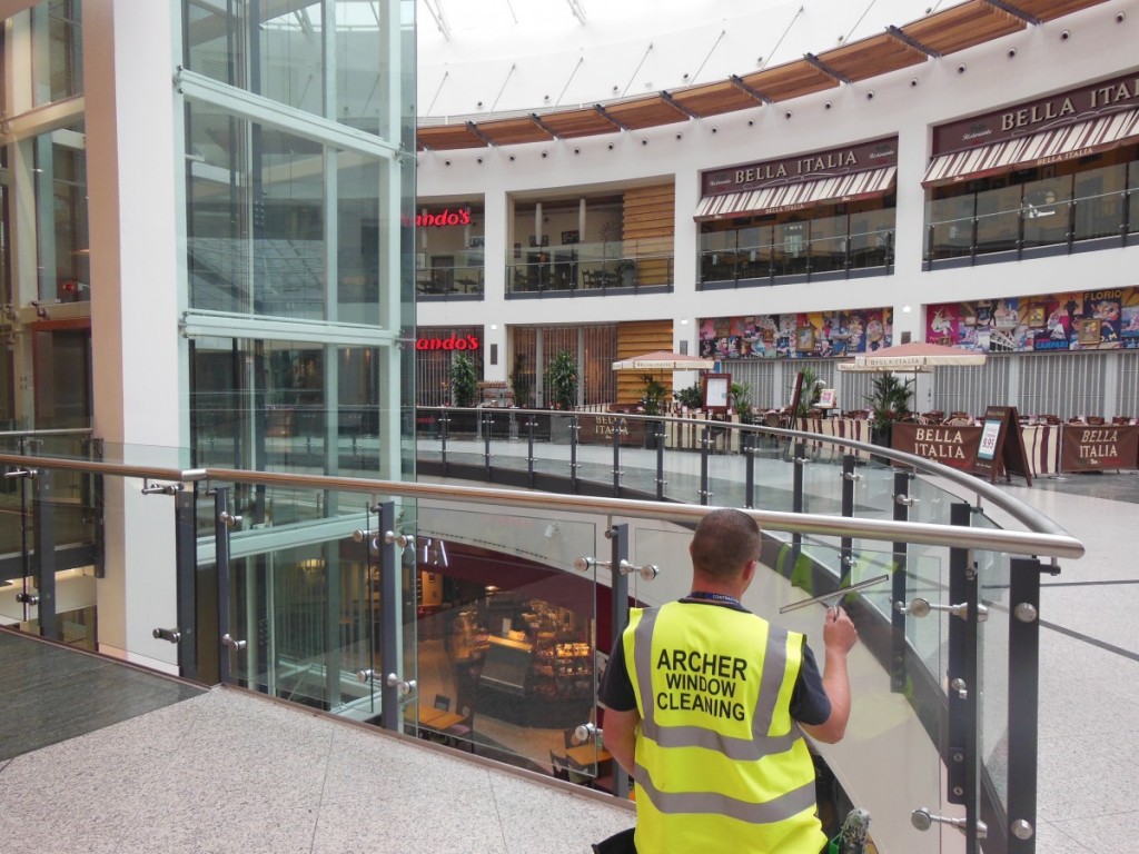 Commercial Window Cleaning in Manchester Arndale