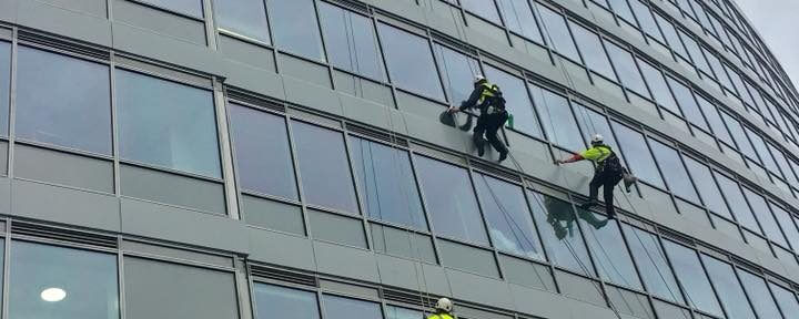 abseiling team at Staycity Aparthotels